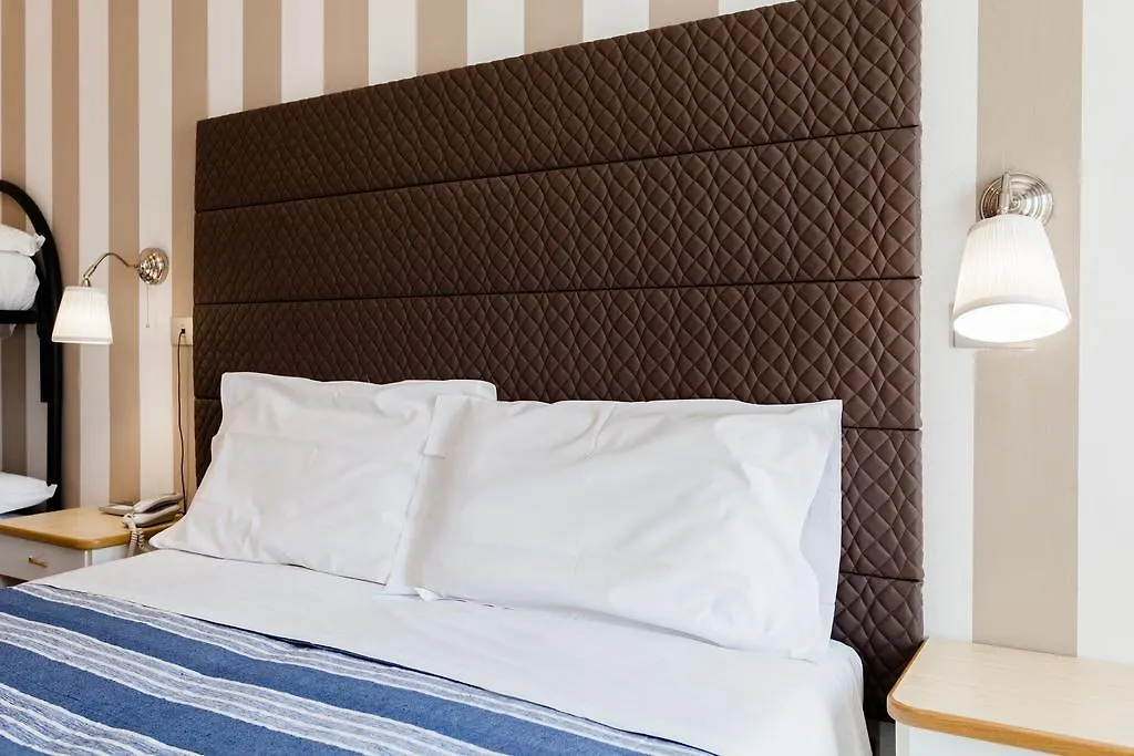 ***  Hotel Costazzurra By Interlux リミニ イタリア
